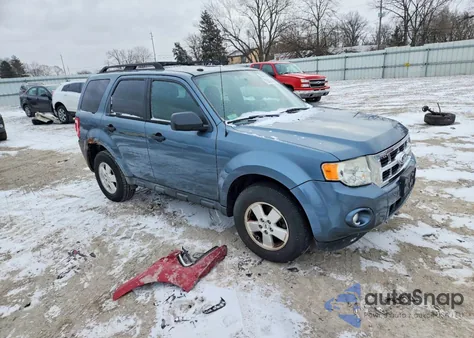 2011 Ford Escape Xlt from USA, damaged, VIN 1FMCU9DG9BKA46958